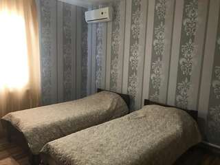 Отель Hotel Kryve Ozero Kryve Ozero Бюджетный двухместный номер с 2 отдельными кроватями-24
